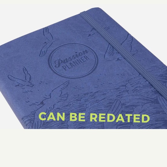 Passion Planner 2021 Weekly Medium Planner - Picture 4 of 4